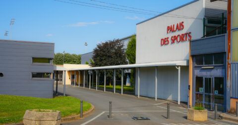 Photo de l'entrée du Palais des sports de Villefranche