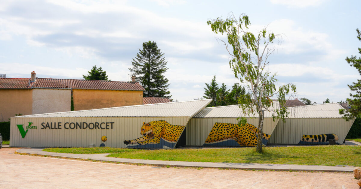 Photo du bâtiment de la salle de sport Condorcet à Villefranche