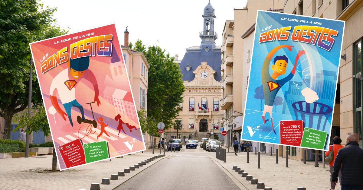 Photo de l'Hôtel de Ville en fond avec les affiches