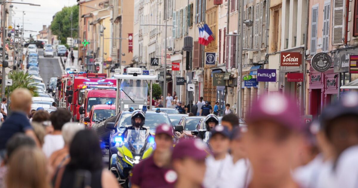 Photo du défilé du 14 juillet rue Nationale